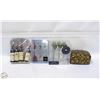 Image 1 : LOT OF KITCHEN DECOR AND ACCESSORIES