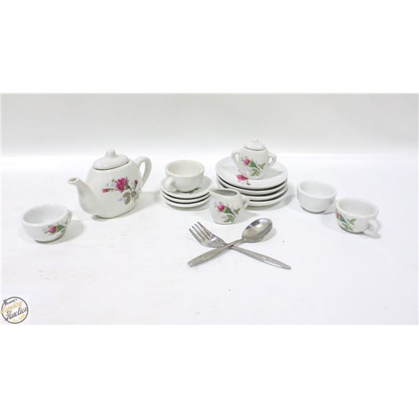 LOT OF MINATURE CHINA