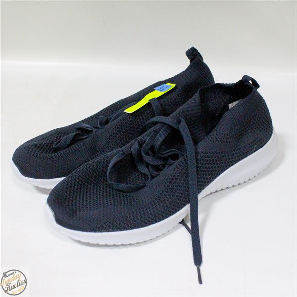 ATHLETIC WORKS SHOES SIZE 10 MINIMAL SIGNS OF USE
