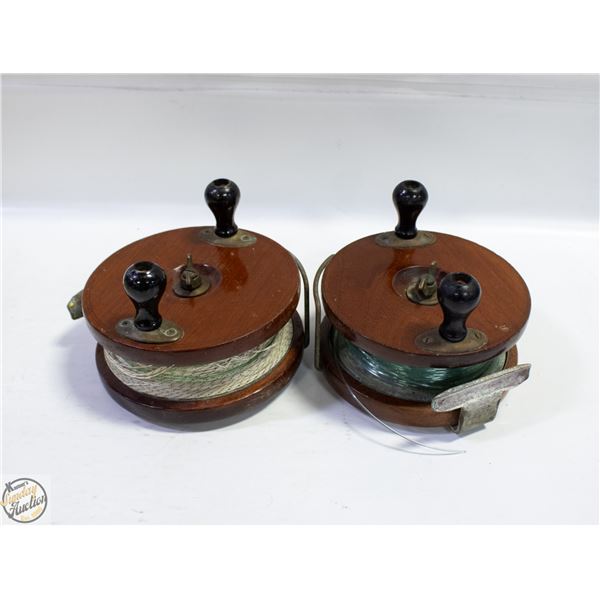 2 VINTAGE PEETZ REELS. 6”
