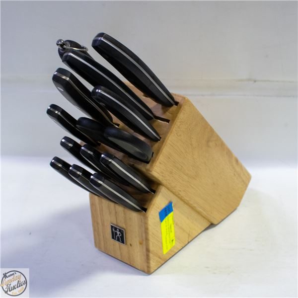 ZWILLING J.A. HENCKELS 13 PC KNIFE SET W/ WOOD