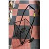 Image 1 : 2 WHEEL BLACK TRAVEL CART