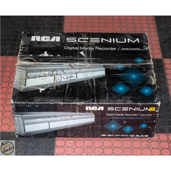 RCA SCENIUM MULTI FORMAT DVD PLAYER WITH BOX