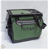 Image 1 : NEW TITAN 40 CANS COLLAPSIBLE COOLER
