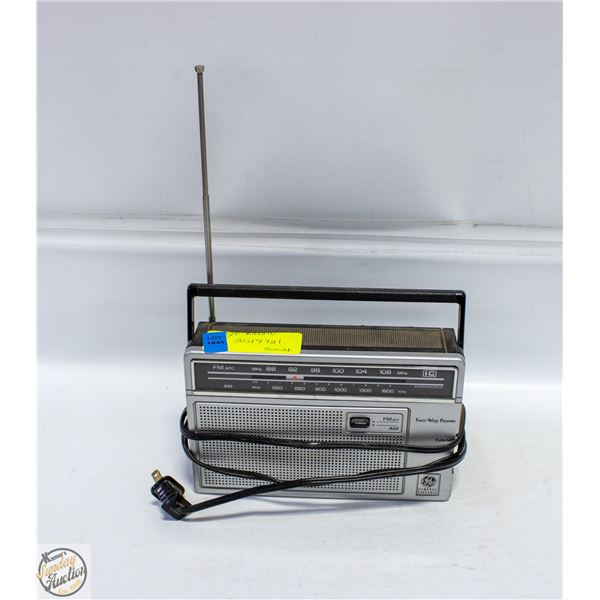 VINTAGE GENERAL ELETRIC TWO WAY POWER RADIO