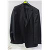 Image 1 : MENS SUIT JACKET NO VISIBLE SIZE HAS SOME STAINS