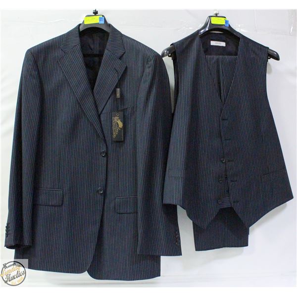 MENS VERSAGE COLLECTION SUIT JACKET, VEST & PANTS