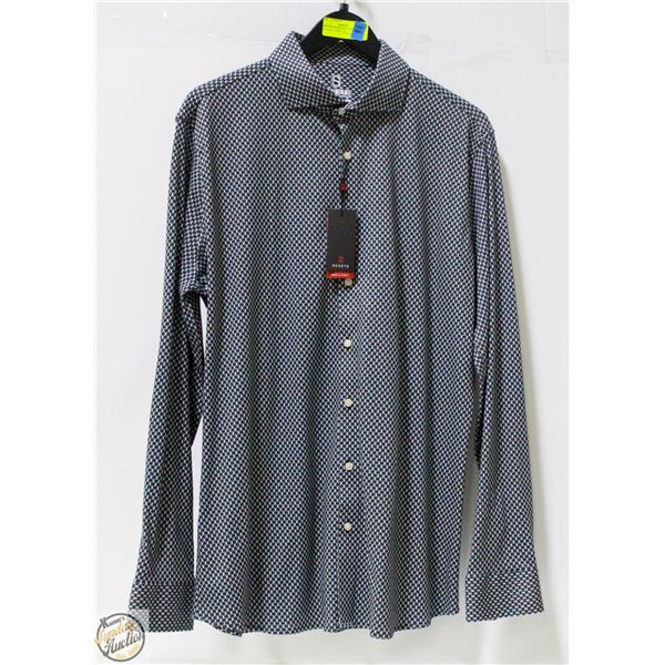 DESOTO ESSENTIALS LONG SLEEVE BUTTON UP SIZE 16.5