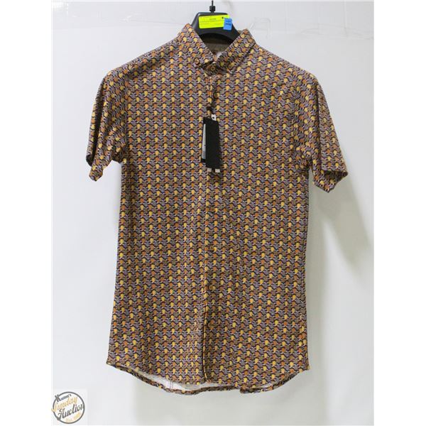 DESOTO KNIT SHORT SLEEVE SHIRT SIZED SMALL