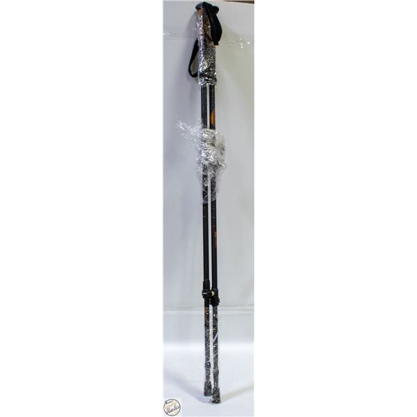 WALKING STICKS, PAIR; BRAND:  CASCADE MOUNTAIN TEC