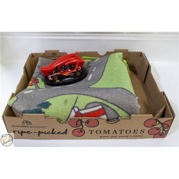 BURAGO FERRARI PIT STOP SET WITH CAR PLAYING MAT