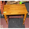Image 1 : SMALL WOOD SIDE TABLE 21"X22"X14" (LEGS NEED TO BE