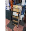 Image 1 : STEP LADDER
