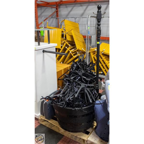 BAILIFF SEIZED: PALLET OF CLOTHES HANGERS & COAT