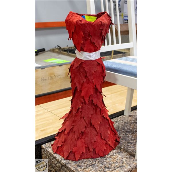 TALL RED DRESS DECOR ON WIRE BODY