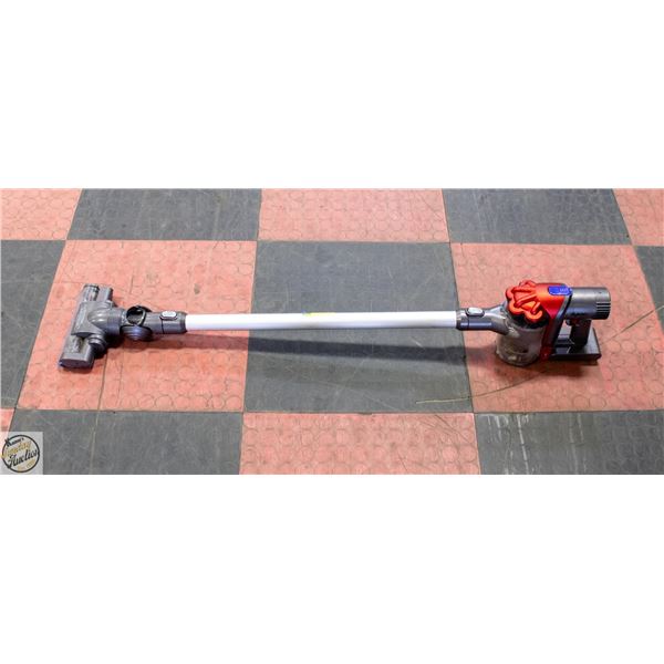 DYSON DC35 STICK VACUUM IN