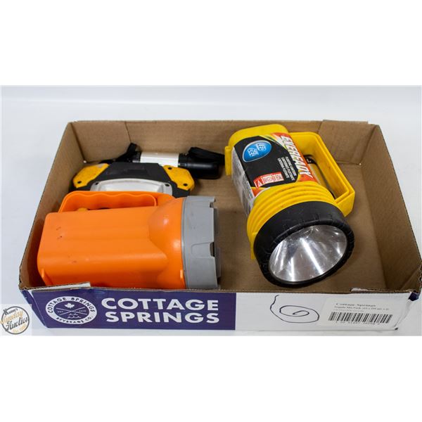 FLAT OF FLASHLIGHTS