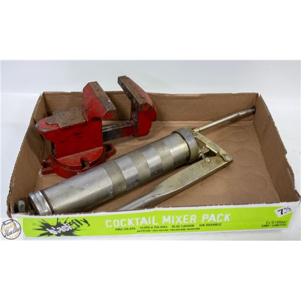 GREASE GUN WITH VISE