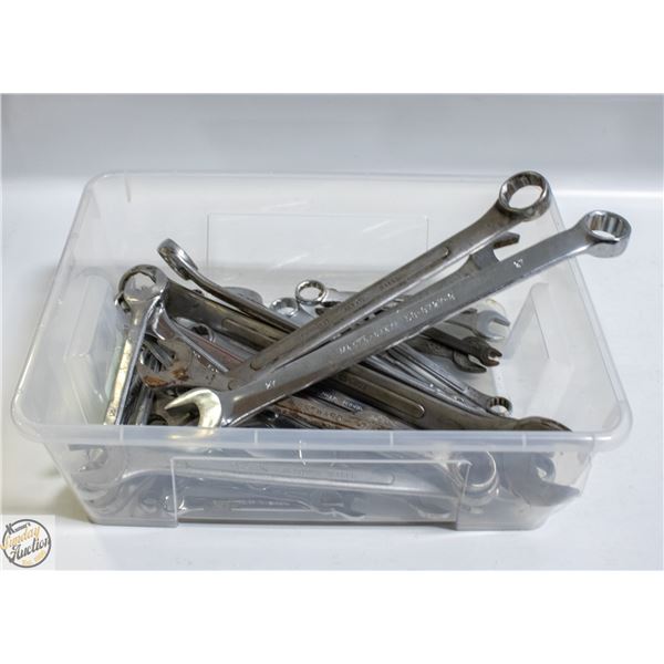LOT OF WRENCHES