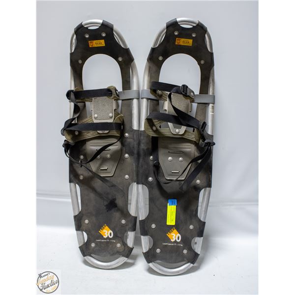 ADULTS TREX 30 ALUMINUM SNOW SHOES
