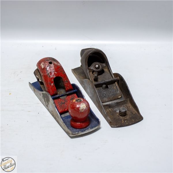 LOT OF WOOD PLANERS