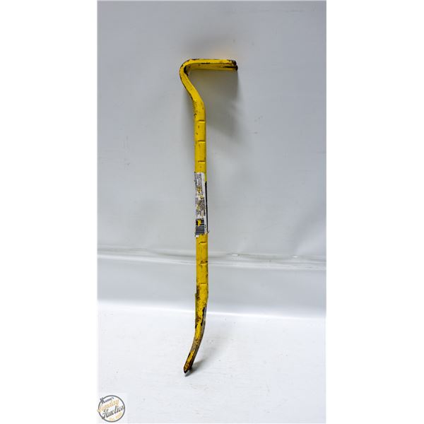 "POLICE SEIZURE" FAT MAX 24" CROWBAR
