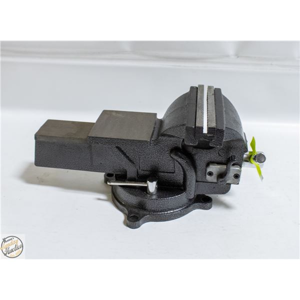 MASTERCRAFT MAXIMUM 6" QUICK VISE