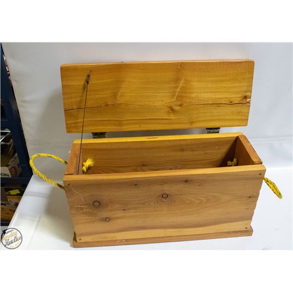 WOOD BOX STORAGE WITH HANDLES