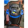 Image 1 : MASTERCRAFT SHOP VACUUM 8 GAL
