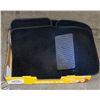 Image 1 : FLOOR MATS FOR MID SIZE CAR BLACK