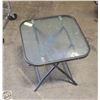 Image 1 : FOLDING PATIO END TABLE