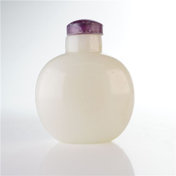 Peking Glass Snuff Bottle, Imitating White Jade