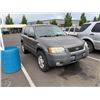 Image 2 : 2004 Ford Escape