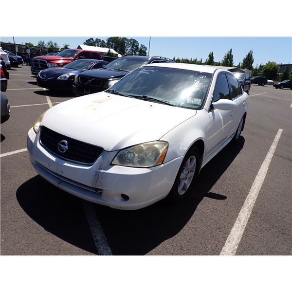 2005 Nissan Altima RUNS WITH MECHANICAL PROBLEMS