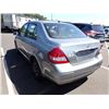 Image 4 : 2011 Nissan Versa