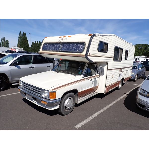 1987 Toyota Cab and Chassis