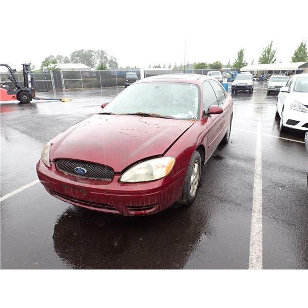 2004 Ford Taurus