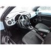 Image 5 : 2012 Volkswagen Beetle