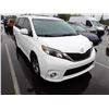 Image 2 : 2012 Toyota Sienna