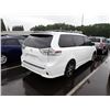 Image 3 : 2012 Toyota Sienna