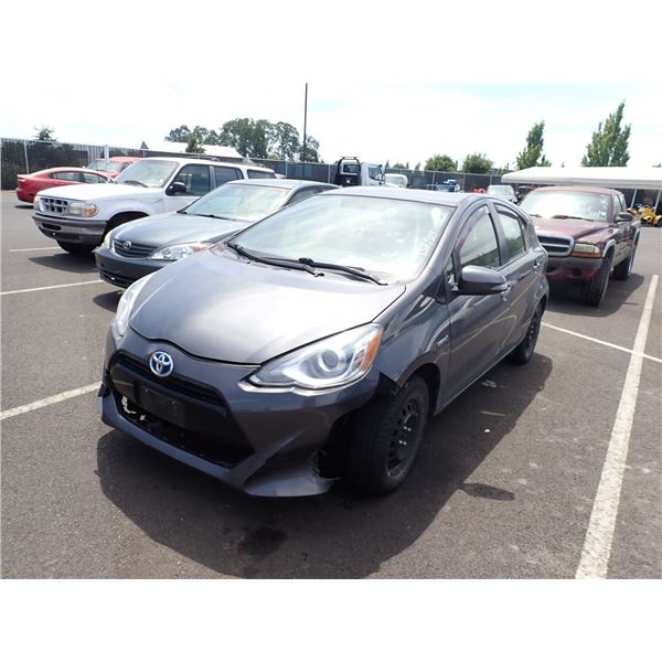 2016 Toyota Prius c