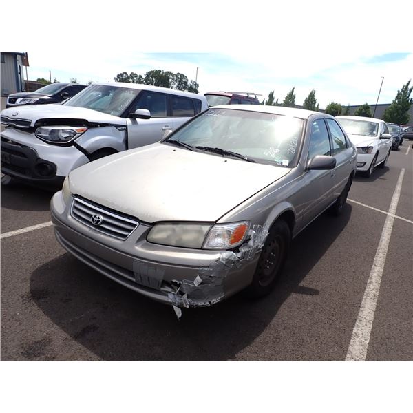 2001 Toyota Camry