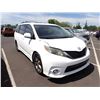 Image 2 : 2012 Toyota Sienna