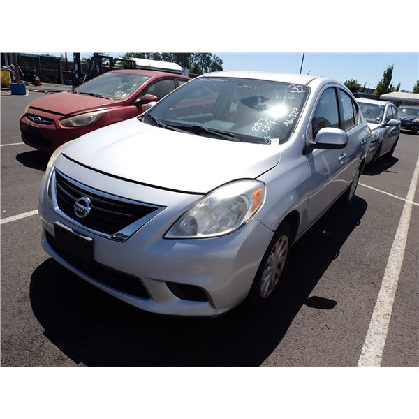 2013 Nissan Versa RUNS WITH MECHANICAL PROBLEMS