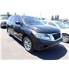 Image 2 : 2014 Nissan Pathfinder RUNS WITH MECHANICAL PROBLEMS