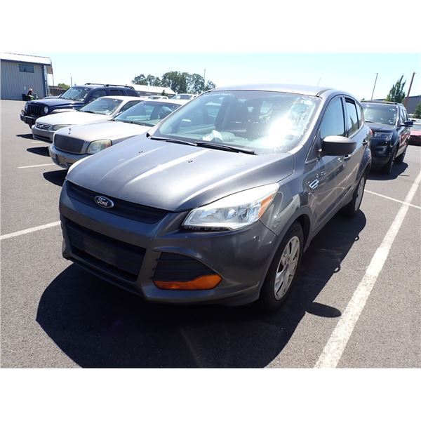 2015 Ford Escape RUNS WITH MECHANICAL PROBLEMS