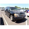 Image 2 : 2001 GMC Yukon XL Denali