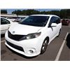 Image 1 : 2012 Toyota Sienna