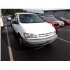 Image 2 : 2000 Toyota Sienna