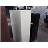 Image 4 : Filing Cabinet
